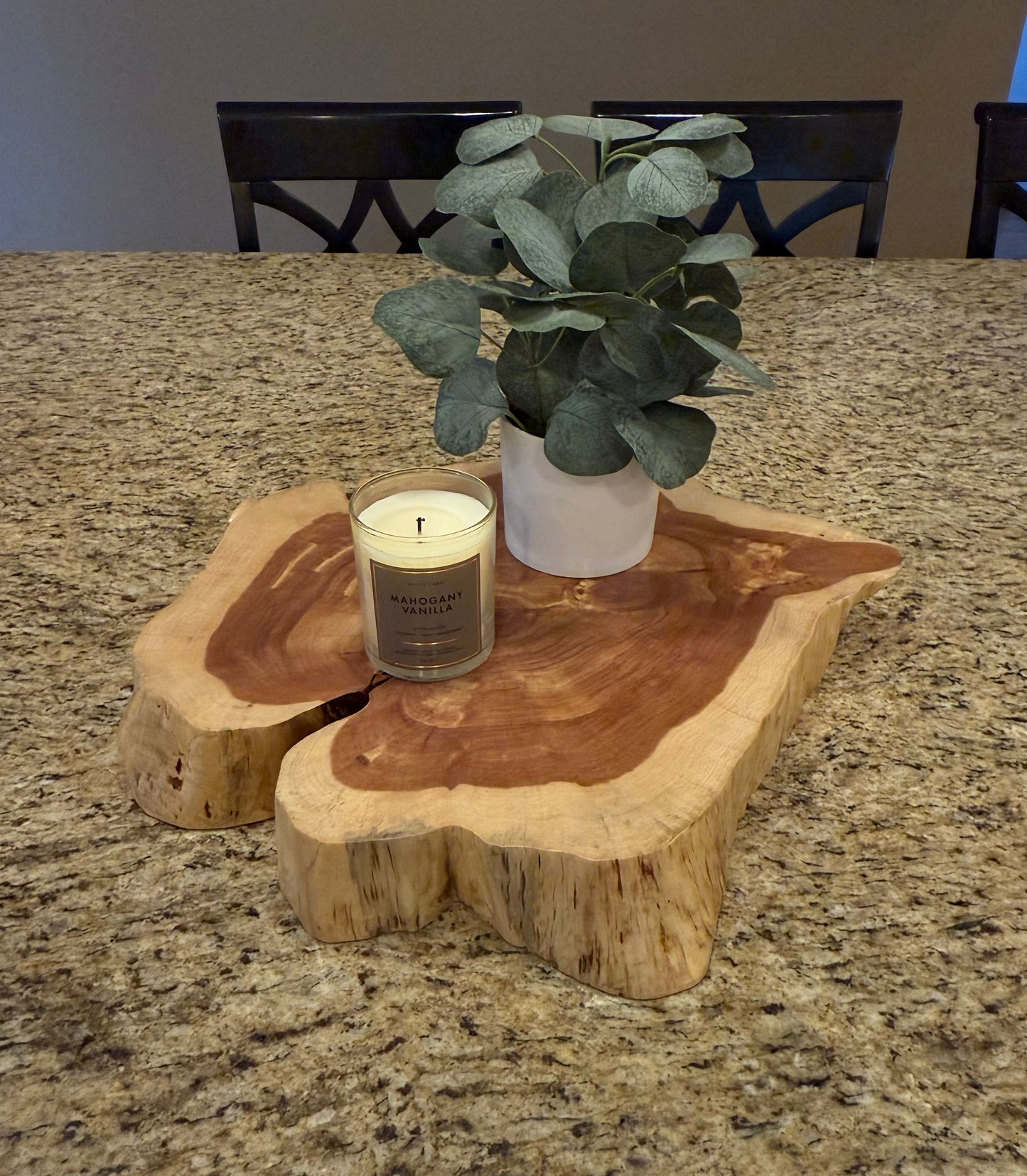 Abstract center piece